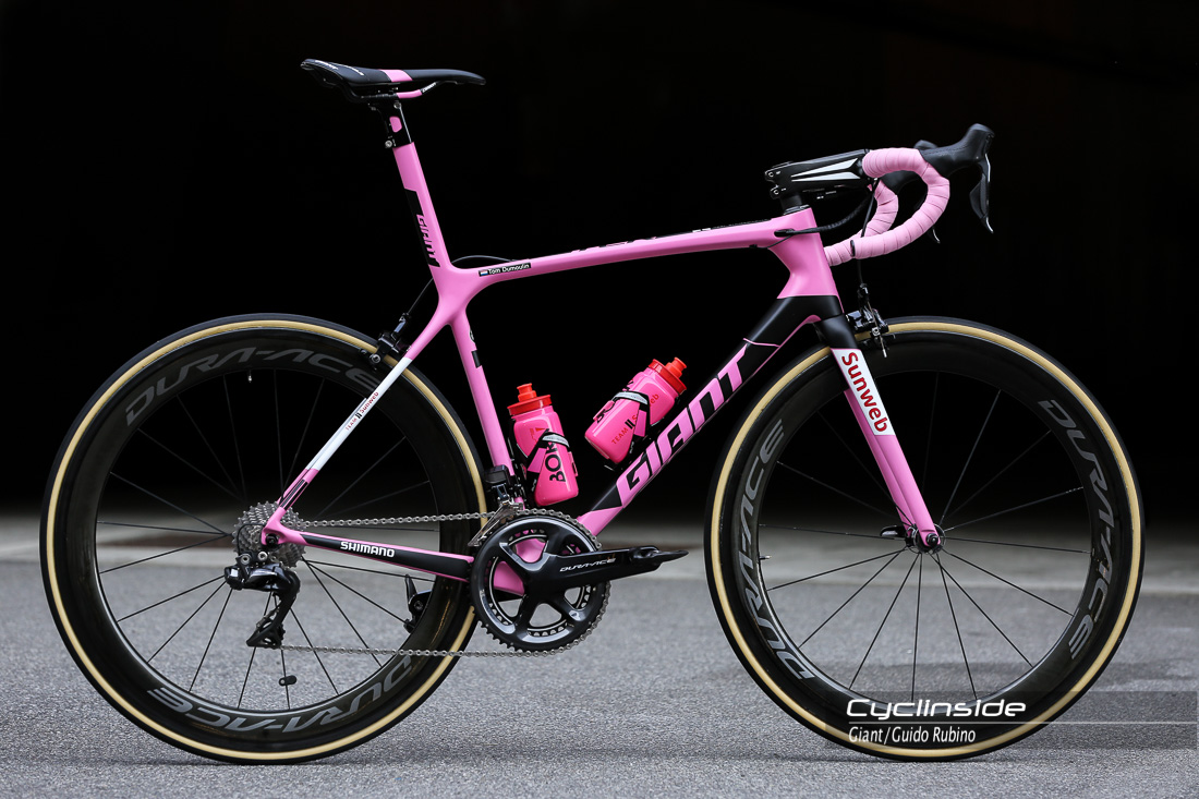Storia della bicicletta tutta rosa di Tom Dumoulin