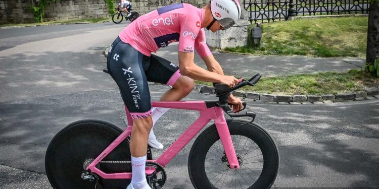 Rosa Bandiera da ciclismo da corsa Maymer Shamrock Superstore Giro DItalia colore 